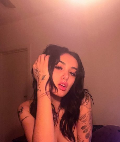 Arivalilith modèle artistique photos