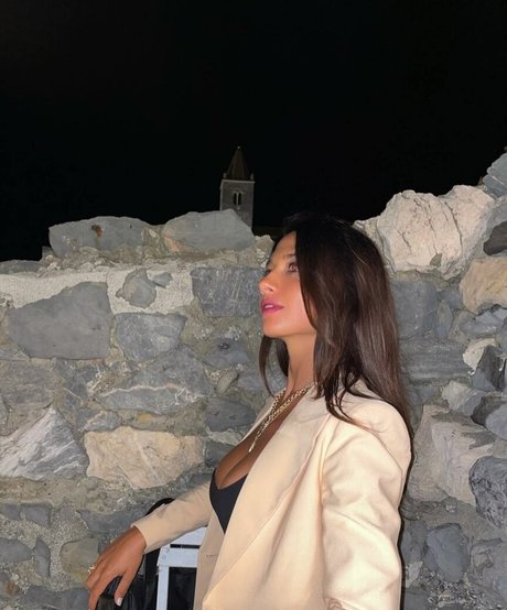 Valentina Venturi star du porno nue image