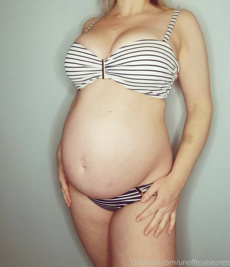 Unofficial Secret star du sexe images