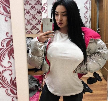 Asa Lochka mannequin image