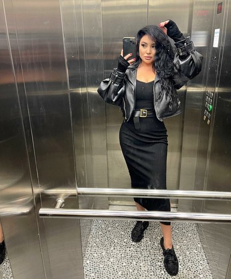 Asa Lochka star du porno exclusive img