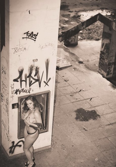 Ju Luz actrice de sexe des photos