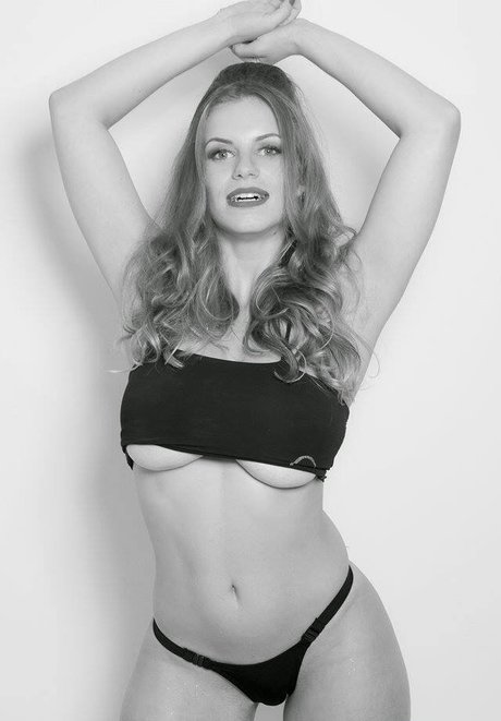 lingerie ébène onlyfans nus gratuits collection