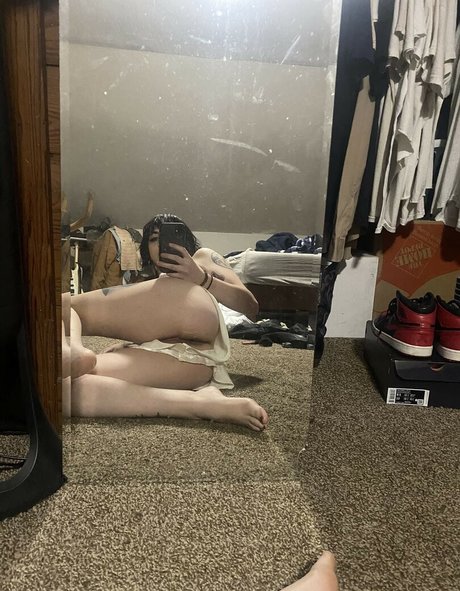 Baeprilludgate modèle chaud photo