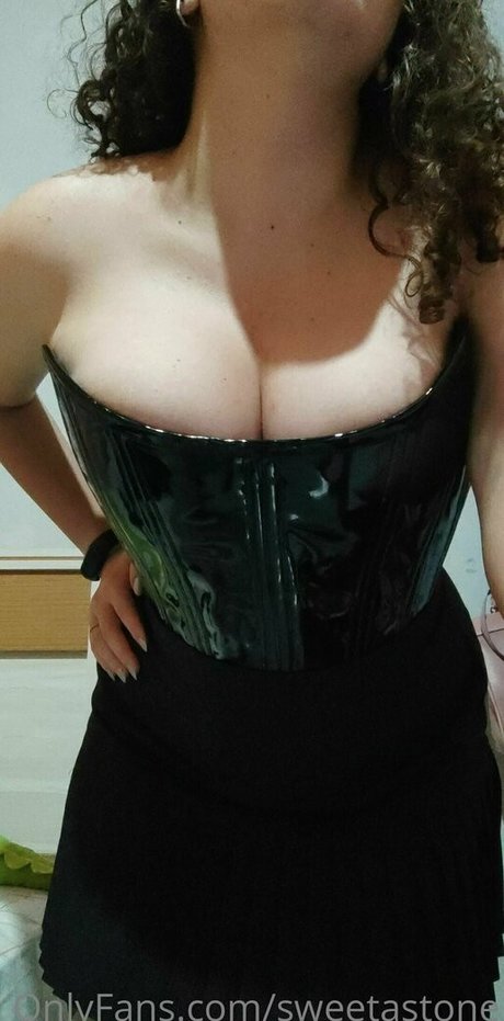 sweetastone actrice chaude images