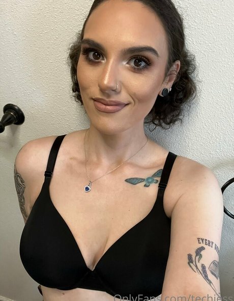 techjess art modèle archive