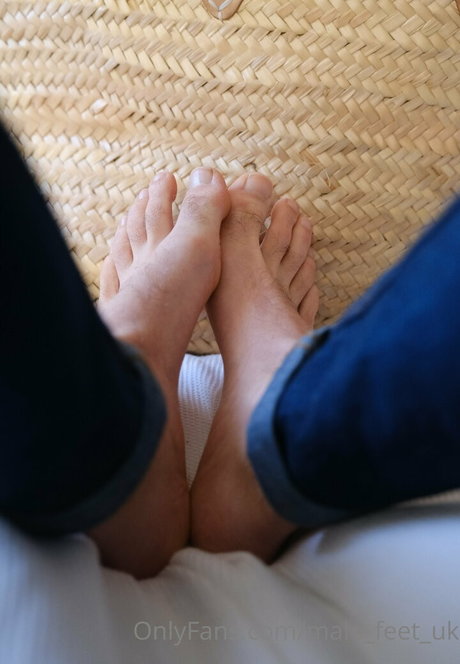 male feet uk art modèle galeries