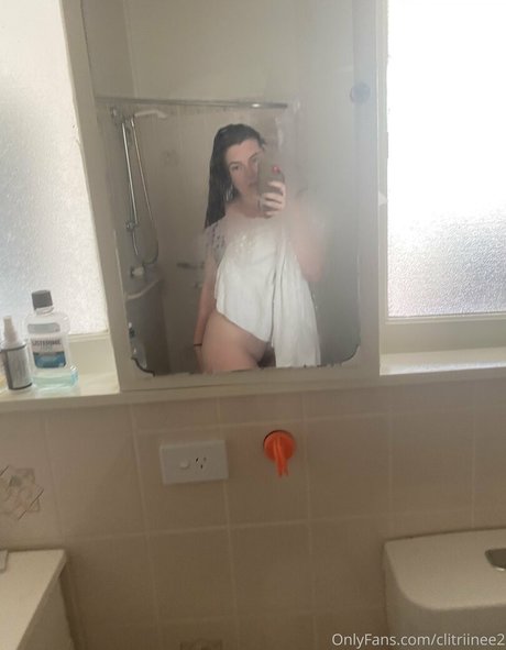 clitriinee2 star exclusive images