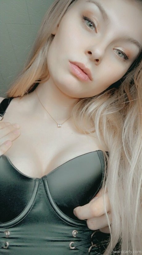 carlyraeofficial nus star du porno photos