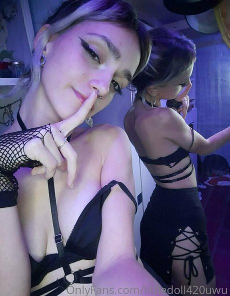 littledoll420uwu modèle érotique galerie
