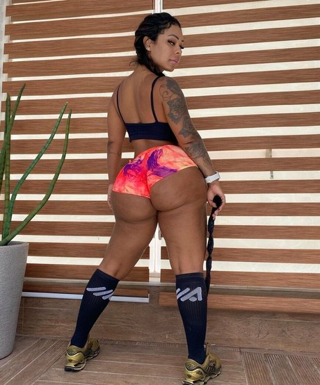 fanatique de hotwife infidèle chaud belle des photos