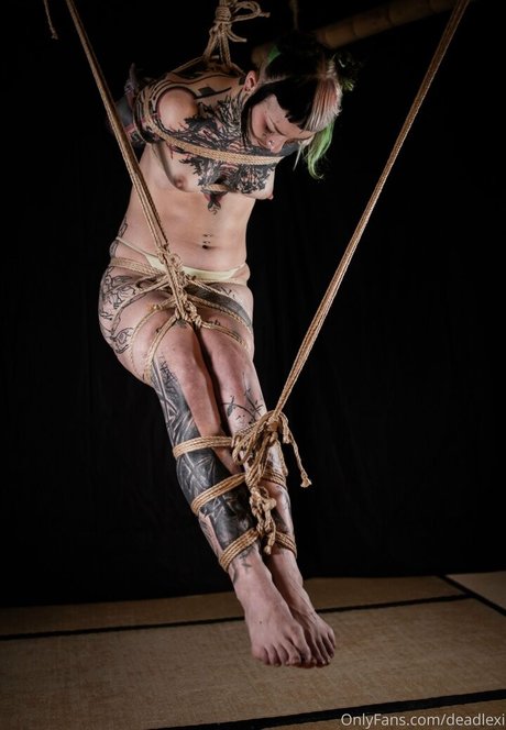 deadlexi modèle chaud image