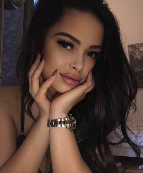 Maya Bulgarien actrice porno photo