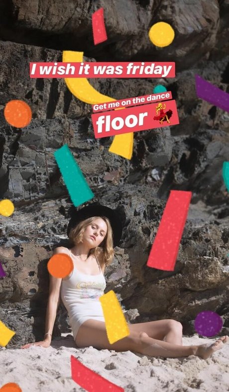 blonde transexuelle onlyfans gratuit meilleur des photos