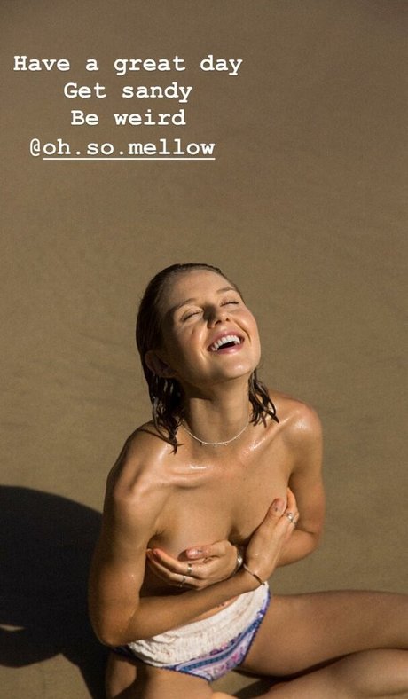 Isabelle Cornish actrice photo
