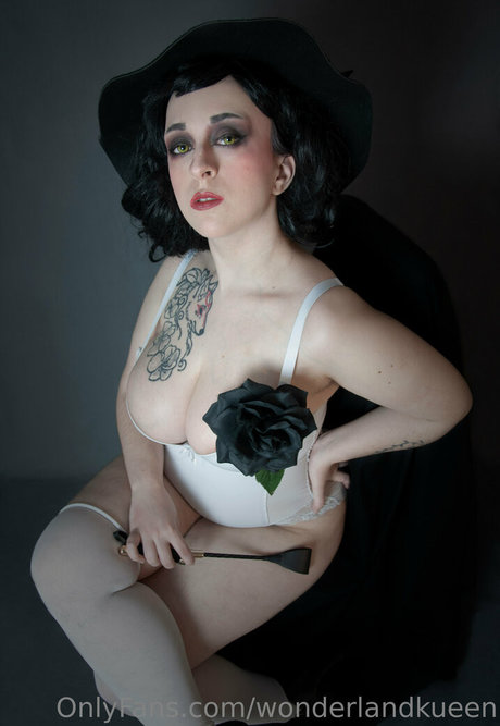 wonderlandkueen star du porno belle des photos