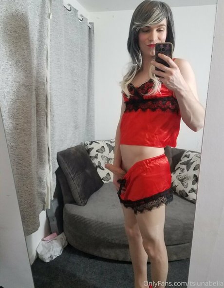 tslunabella modèle chaud photos