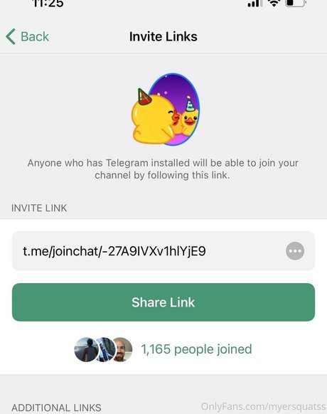 myersquatss modèle joli des photos