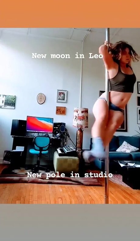 Hallee Hirsh meilleure étoile images