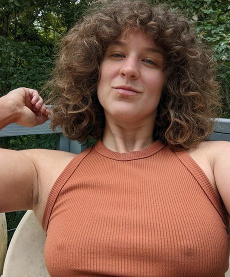 Hallee Hirsh modèle chaud archive