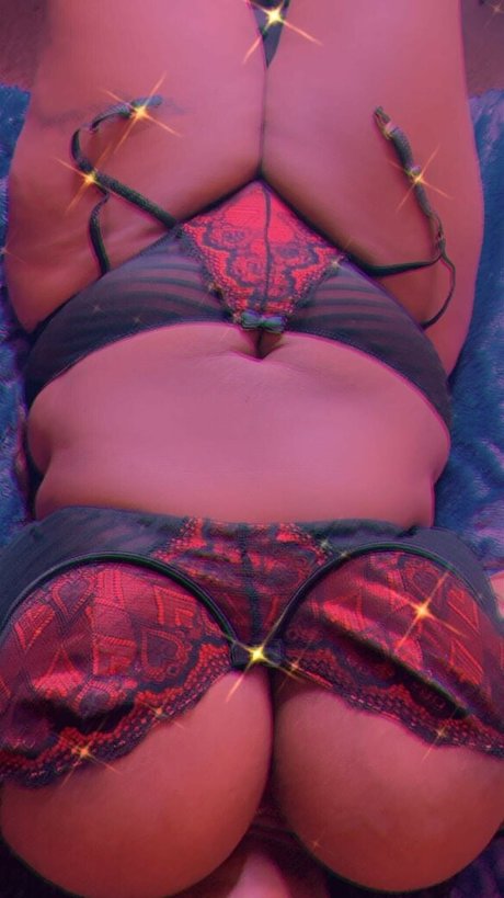 GoddessCocoaLuna star du porno en haute qualité photo