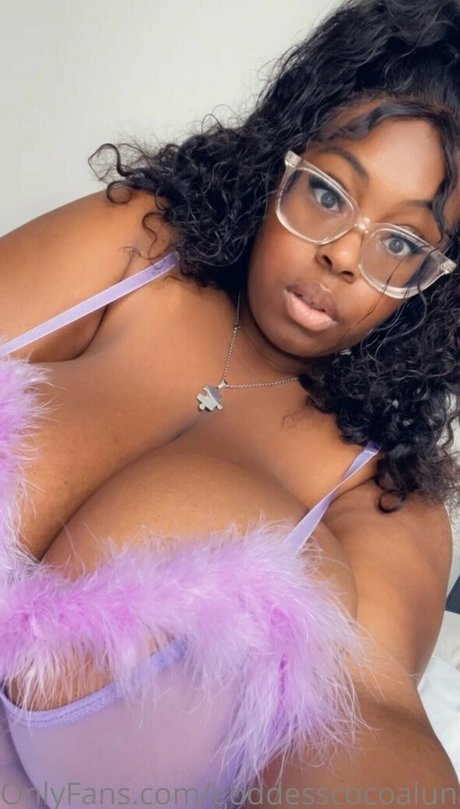 asiatique gratuit onlyfans haut galerie