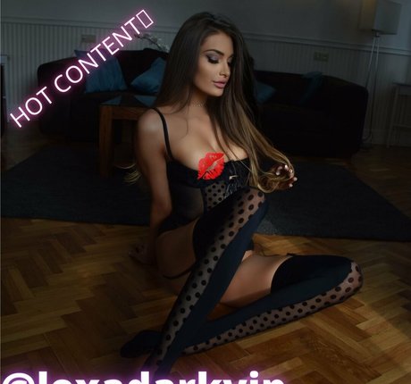 lexadarkfree étoile érotique images