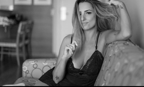 Carol Bernardi modèle artistique images