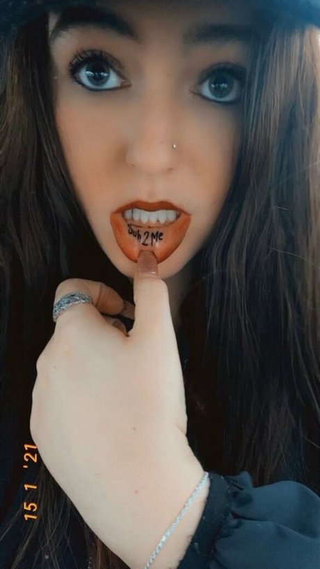 yourfavbustybrat xxx étoile collection