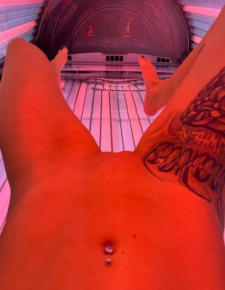 Nurselayla actrice érotique collection