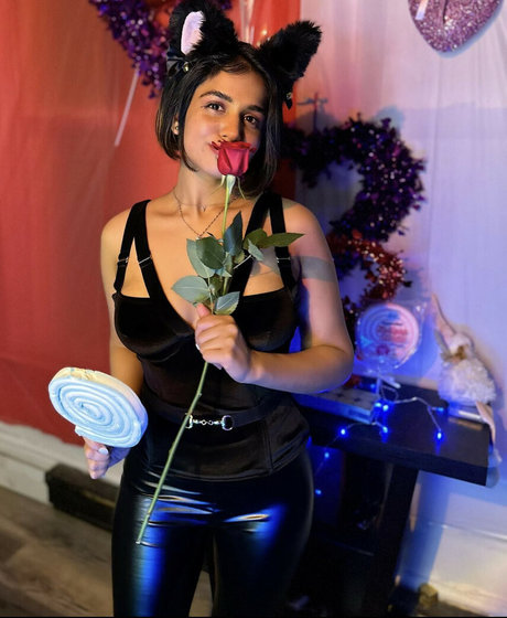 Little Grapefruit actrice de nus des photos