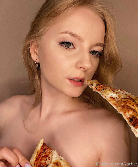 zachec haut étoile archive