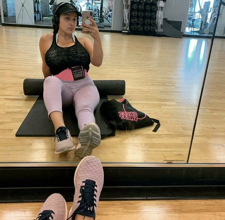 Alissandra Segura modèle meilleur galeries