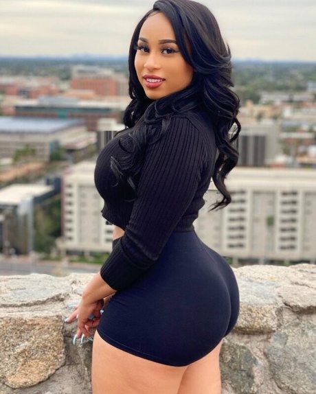 Angelica Love belle star du porno galerie