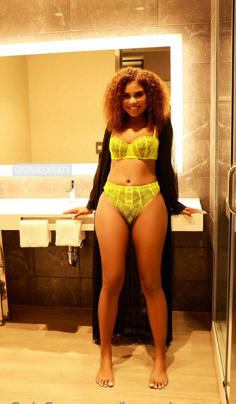 honeybunny tv modèle parfait galeries