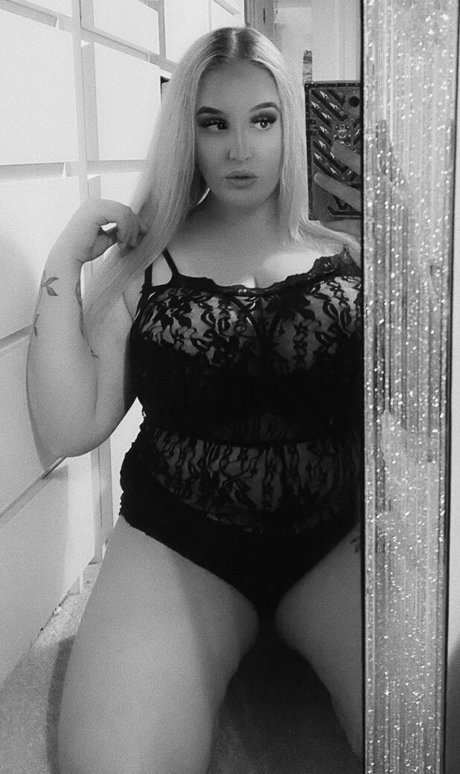 emss x art étoile collection