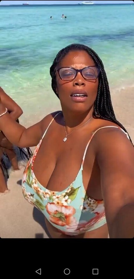 Clara Marie star du porno nue galeries