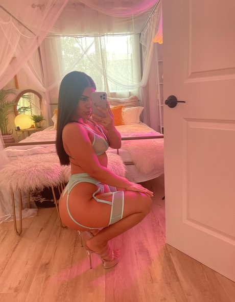 ferme uniquementfans nu xxx collection