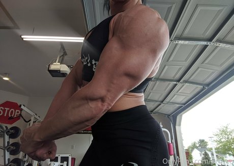 pipe éjaculation dans la bouche onlyfans parfait photo