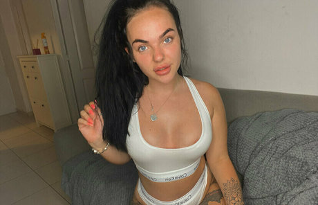 nancywood2 modèle nu des photos