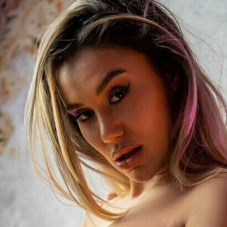 Sustotheanne jolie étoile galeries