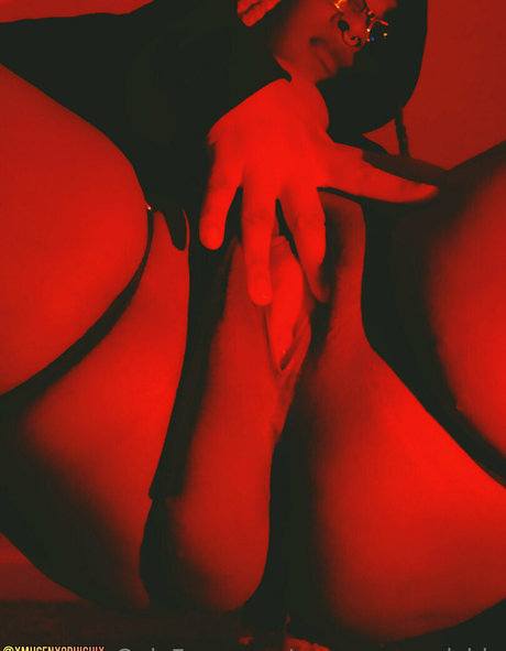 Xmugenyoruichix actrice pornographique galerie