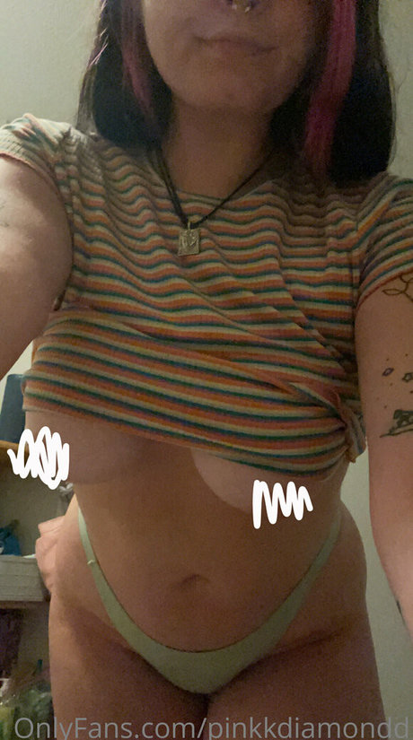 pinkkdiamondd mannequin galeries
