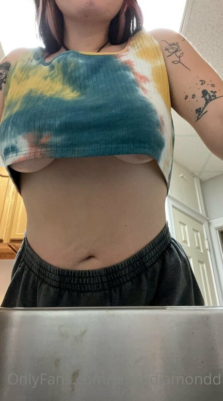 pinkkdiamondd étoile nue images