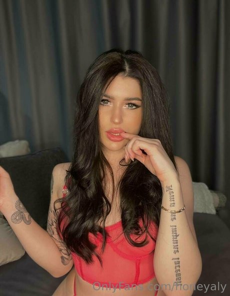 honeyaly actrice libre galerie