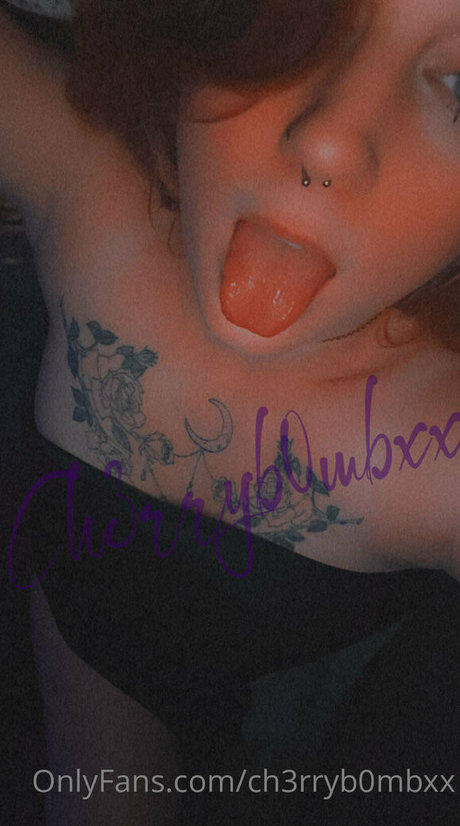 ch3rryb0mbxx jolie actrice img