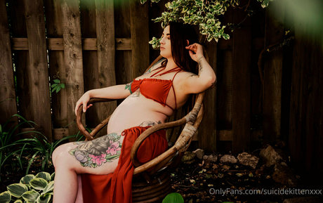 suicidekittenxxx belle star du porno galeries