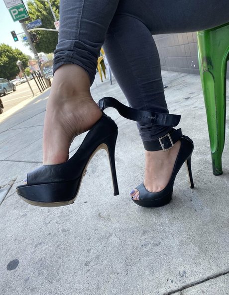 Serving Gaia jolie actrice images