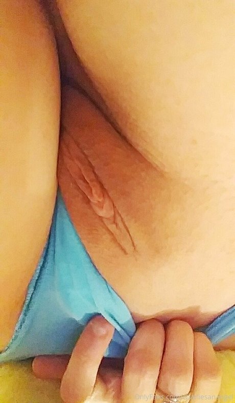 milf blonde aux courbes onlyfans pornographique image