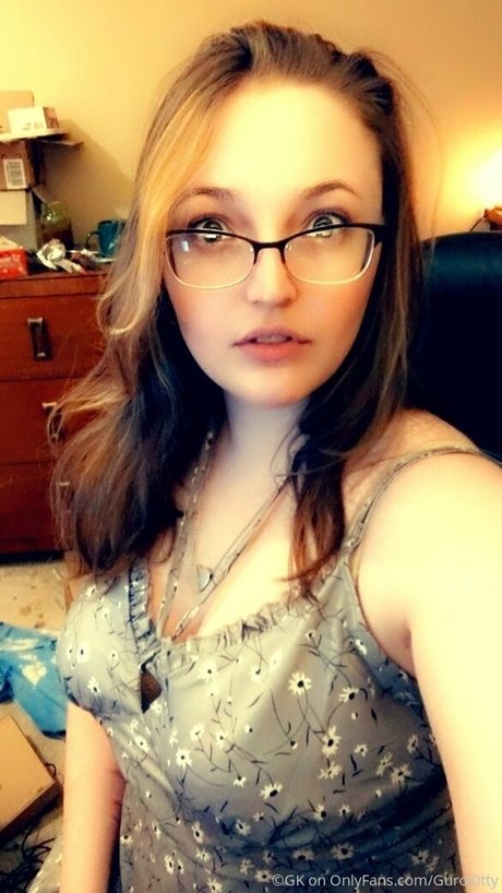 gurokitty modèles nus images